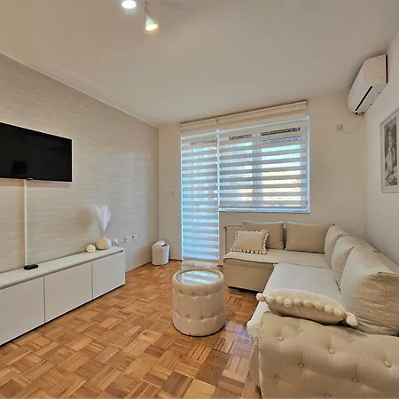 Elle Apartment Sombor